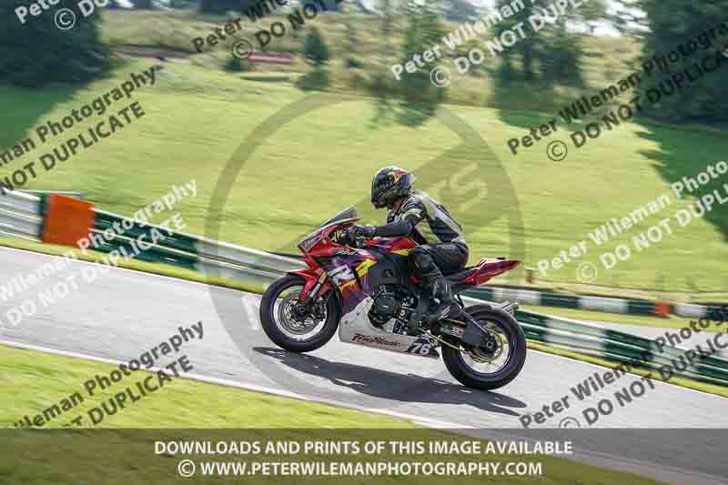 cadwell no limits trackday;cadwell park;cadwell park photographs;cadwell trackday photographs;enduro digital images;event digital images;eventdigitalimages;no limits trackdays;peter wileman photography;racing digital images;trackday digital images;trackday photos